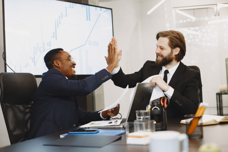 Stocks to Invest in 2025: 10 High-Growth Picks for Massive Returns